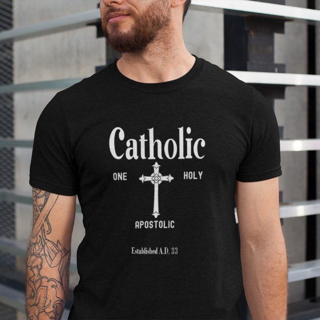 Eine katholisch-katholische Kirche Traditionalist T-Shirt (Von Creator hochgeladen)