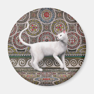 Eine Katze auf dem Mosaikmagneten Magnet