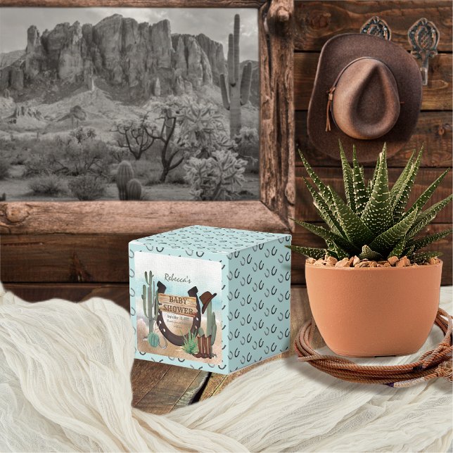 Eine kleine Cowboy-Western-Kinderdusche Geschenkschachtel (Rustic Western Boy Baby Shower Square Favor Box -- "A Little Cowboy Is On His Way" Collection)