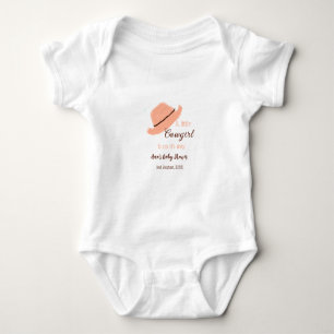 Eine kleine Cowgirl ist auf dem Weg orange Babypar Baby Strampler