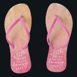 Eine kleine Leckerei für Ihr Tanzfest - tropisch Flip Flops<br><div class="desc">Feiern Sie stilvoll mit diesen trendigen Hochzeitsflips. Dieses Design ist leicht mit Ihrer eigenen Formulierung zu personalisieren und Ihre Gäste werden begeistert sein,  wenn sie diese fabelhaften Gastgeschenke erhalten.</div>