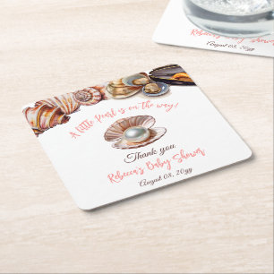 Eine kleine Perle unter der Kinderdusche des Meere Rechteckiger Pappuntersetzer