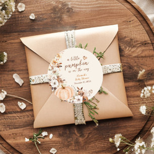 Eine kleine Pumpkin Floral Baby Dusche Runder Aufkleber