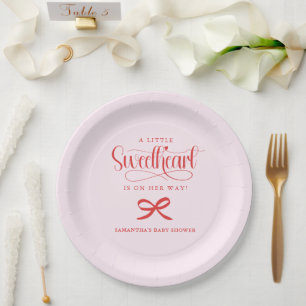 Eine kleine Schatz-Valentins-Babyparty Pappteller