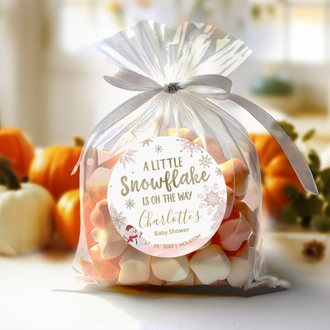 Eine kleine Schneeflocke Pink Baby Dusche Runder Aufkleber (Von Creator hochgeladen)