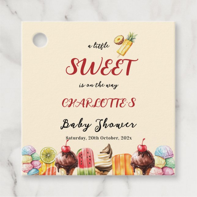 Eine kleine süße Dusche ist auf dem Weg zur Eiscre Geschenkanhänger (Vorderseite)