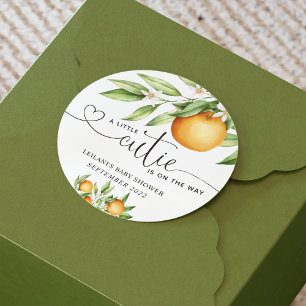 Eine kleine Süsse ist auf dem Weg Orangen Baby Dus Runder Aufkleber