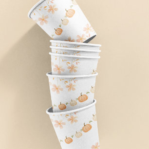 Eine kleine Süsse Kuchen backt Babyparty Pappbecher
