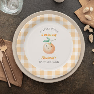 Eine kleine süße orange Gingham-Zitrus-Baby-Party Pappteller