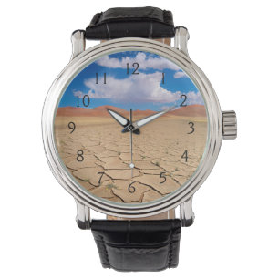 Eine knackte Wüste schlicht Armbanduhr