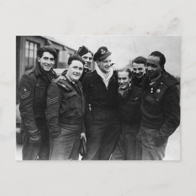 Eine Lancaster-Bomber-Crew Postkarte (Vorderseite)