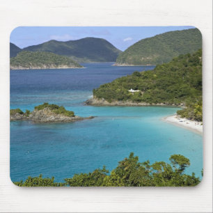 Eine Landschaft von Caneel Bay von einer Straße au Mousepad