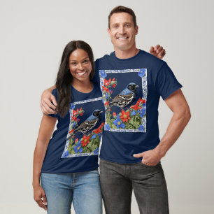 Eine Lerchenammer umgeben von Colorado-Akelei T-Shirt