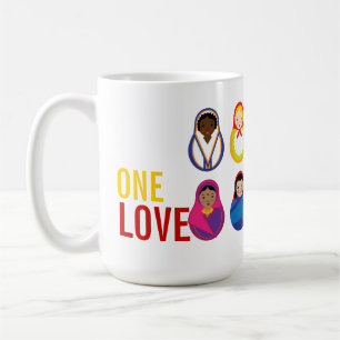 Eine Liebe Matroyshka internationale Tasse