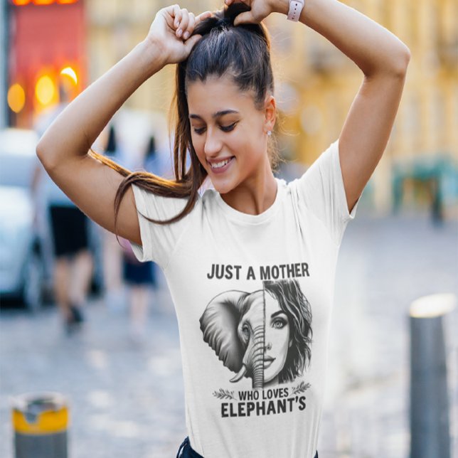 Eine Liebe von Müttern vereint T-Shirt (Von Creator hochgeladen)