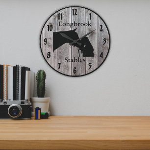 Eine Liebevolle Pferdeindividualisierte Scheunenho Große Wanduhr