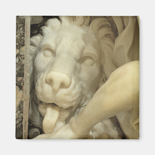 Eine Löwe leckt Daniel am Fuß Magnet (Vorne)