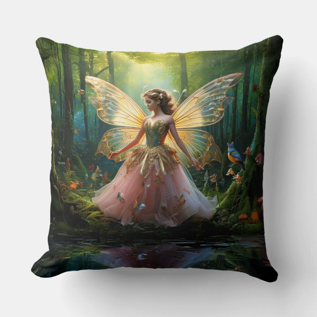 Eine magische Fee im Wald Kissen (Vorderseite)