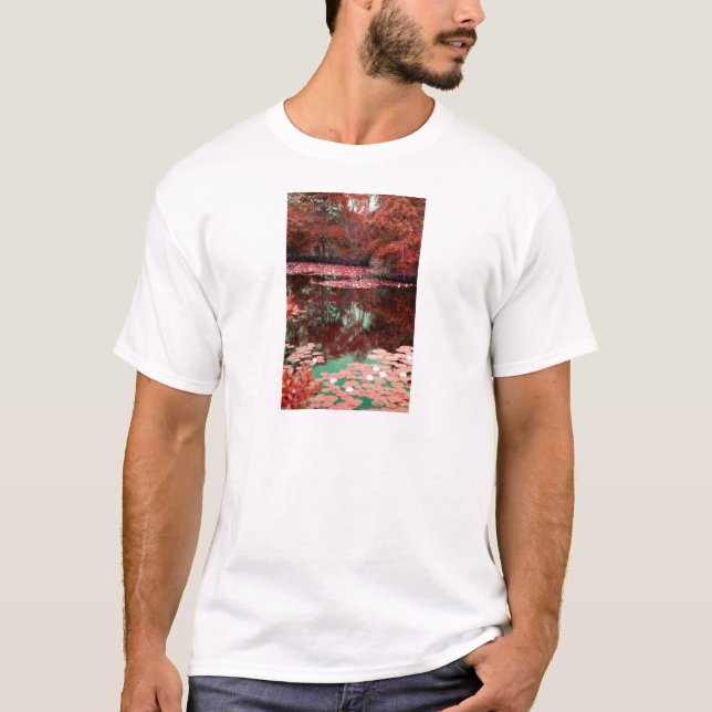 Eine magische Landschaft T-Shirt (Vorderseite)
