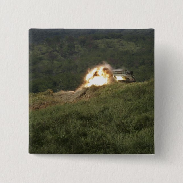 Eine Marine erzielt einen direkten Treffer Button (Vorderseite)