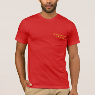 Eine MarineMama im Training T-Shirt