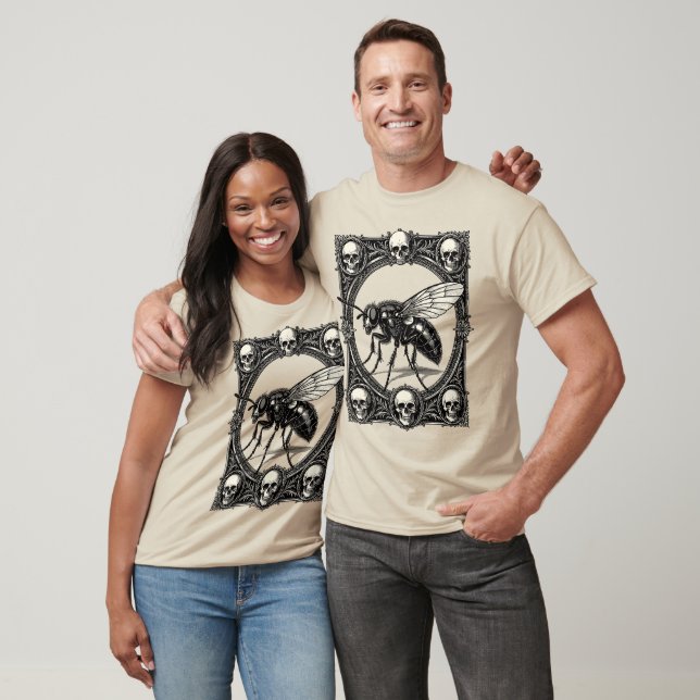 Eine massive monströse Fliege T-Shirt (Unisex)