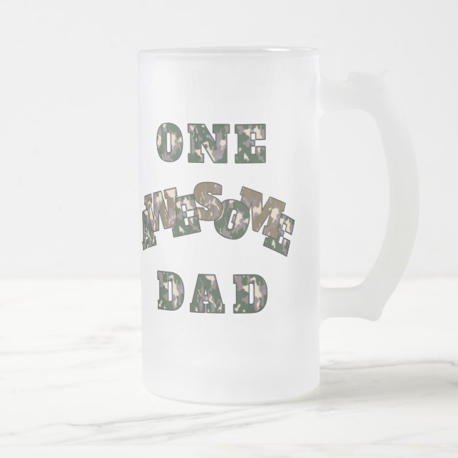 Eine mattierte Tasse des fantastischen Vaters (Rechts)