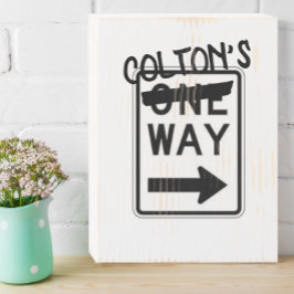 Eine Möglichkeit, Ihren Weg individuell zu gestalt Holzkisten Schild