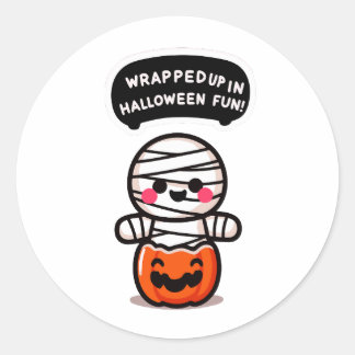 Eine Mummie in einem Kürbis  Runder Aufkleber