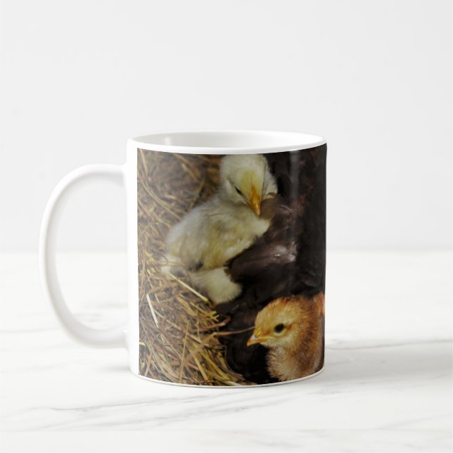 Eine Mutter und ihre Küken Kaffeetasse (Links)