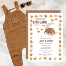 Eine Niedliche Dinosaurier ist auf dem Weg zur Bab