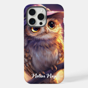 Eine niedliche Eule mit einem Hexenhut  iPhone 15 Pro Max Hülle