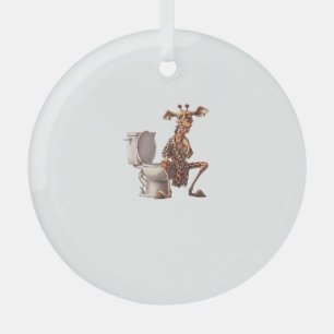 Eine Niedliche Giraffe in Pajamas auf einer Toilet Ornament Aus Glas