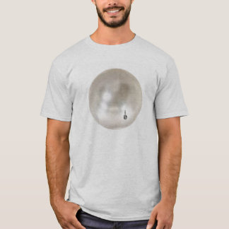 Eine Perle mit einem Mädchen-Ohrring T-Shirt