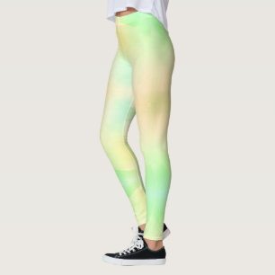 Eine Person trägt Leggings mit einem weichen Farbv