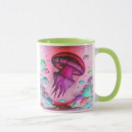 Eine Qualle bewegt sich langsam in die Breite. Tasse