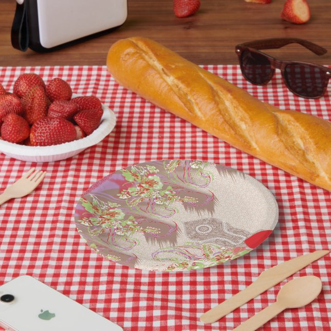 Eine raffinierte, blumengeschmückte Einrichtung mi Pappteller (Picknick)