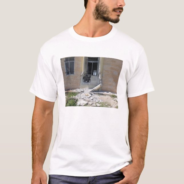 Eine raketengetriebene Granate T-Shirt (Vorderseite)