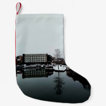 Eine Reflexion im Wasser