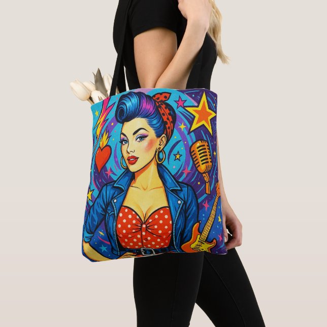 Eine Retro-Rockabilly-Design-Tasche (Von Nahem)