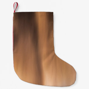 Eine rote Flamme wie eine Anzeige an der Nordlicht Kleiner Weihnachtsstrumpf