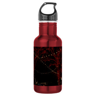 Eine rote Flasche mit Wasser Edelstahlflasche