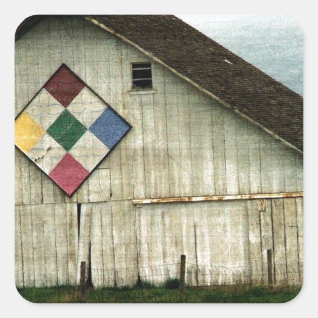 Eine Scheune, die einmal war Quadratischer Aufkleber (Vorderseite)
