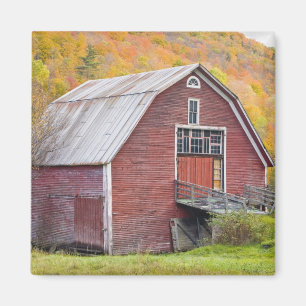 Eine Scheune in Vermonts Green Mountains. Hancock, Magnet