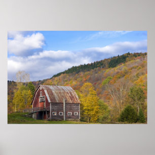 Eine Scheune in Vermonts Green Mountains. Hancock, Poster