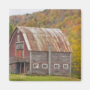 Eine Scheune in Vermonts grünen Bergen. Hancock, Magnet