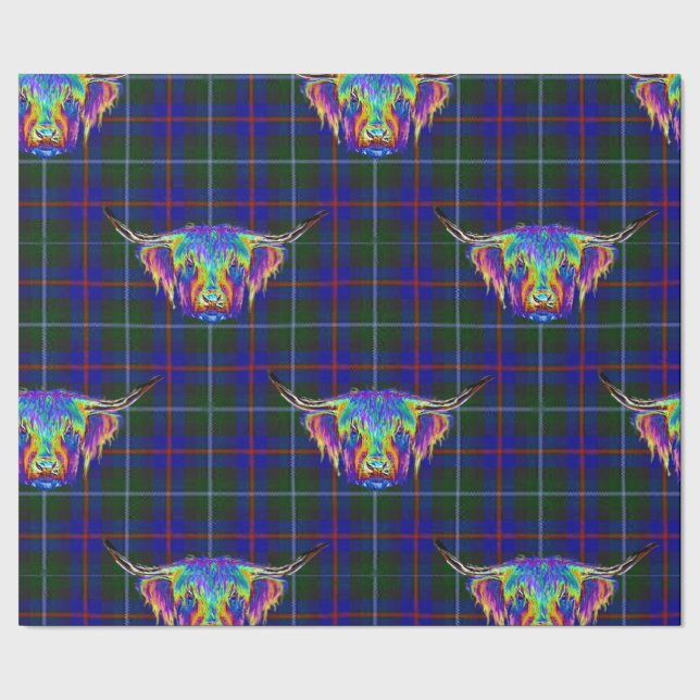 Eine schöne bunte Hochlandkuh auf Tartan. Geschenkpapier (Saum)