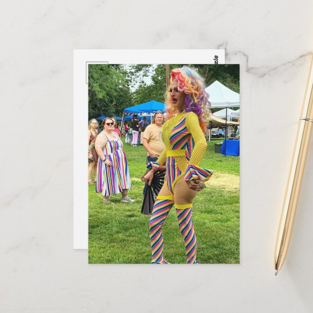 Eine schöne farbenfrohe Drag Queen Postkarte (Vorderseite/Rückseite Beispiel)