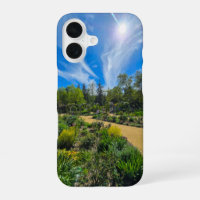 eine schöne Frühlingslandschaft im Garten