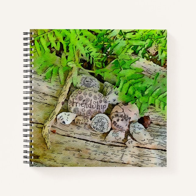 Eine schöne Zeitschrift mit der Natur und das best Notizbuch (Vorderseite)